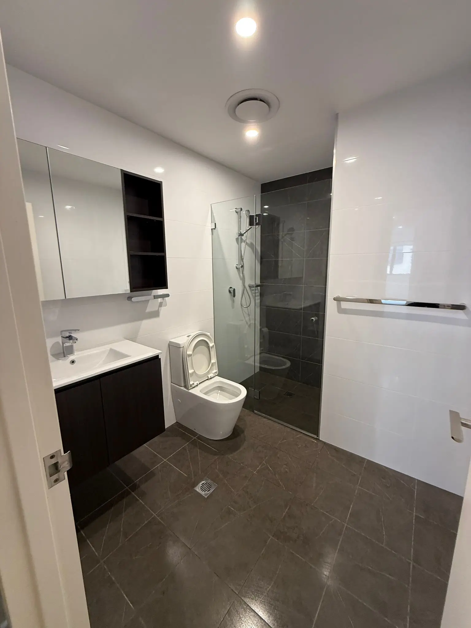 Cleaned Bathroom By Cleaneffortlessly Sydney